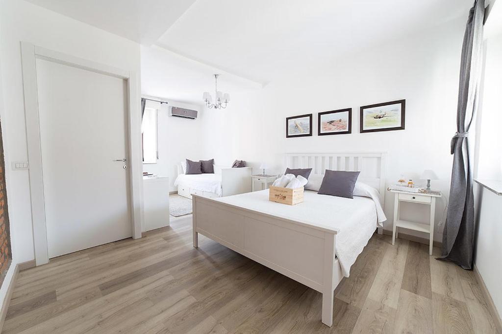 Il Giuelin Malpensa B&B Somma Lombardo Eksteriør bilde